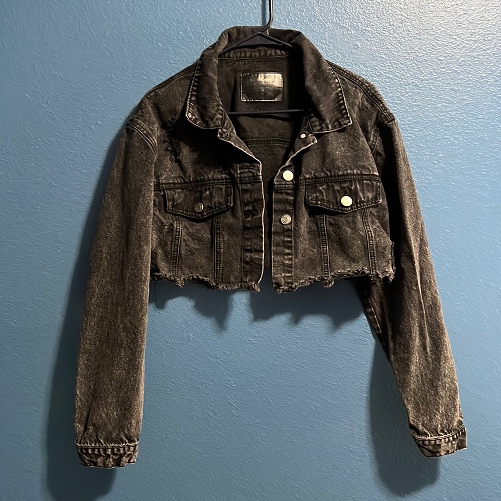 Cropped black jean jacket